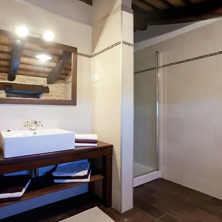 Spacious With Private Swimming Pool In Villa Kanfanar