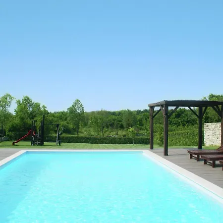 Spacious With Private Swimming Pool In Villa Kanfanar